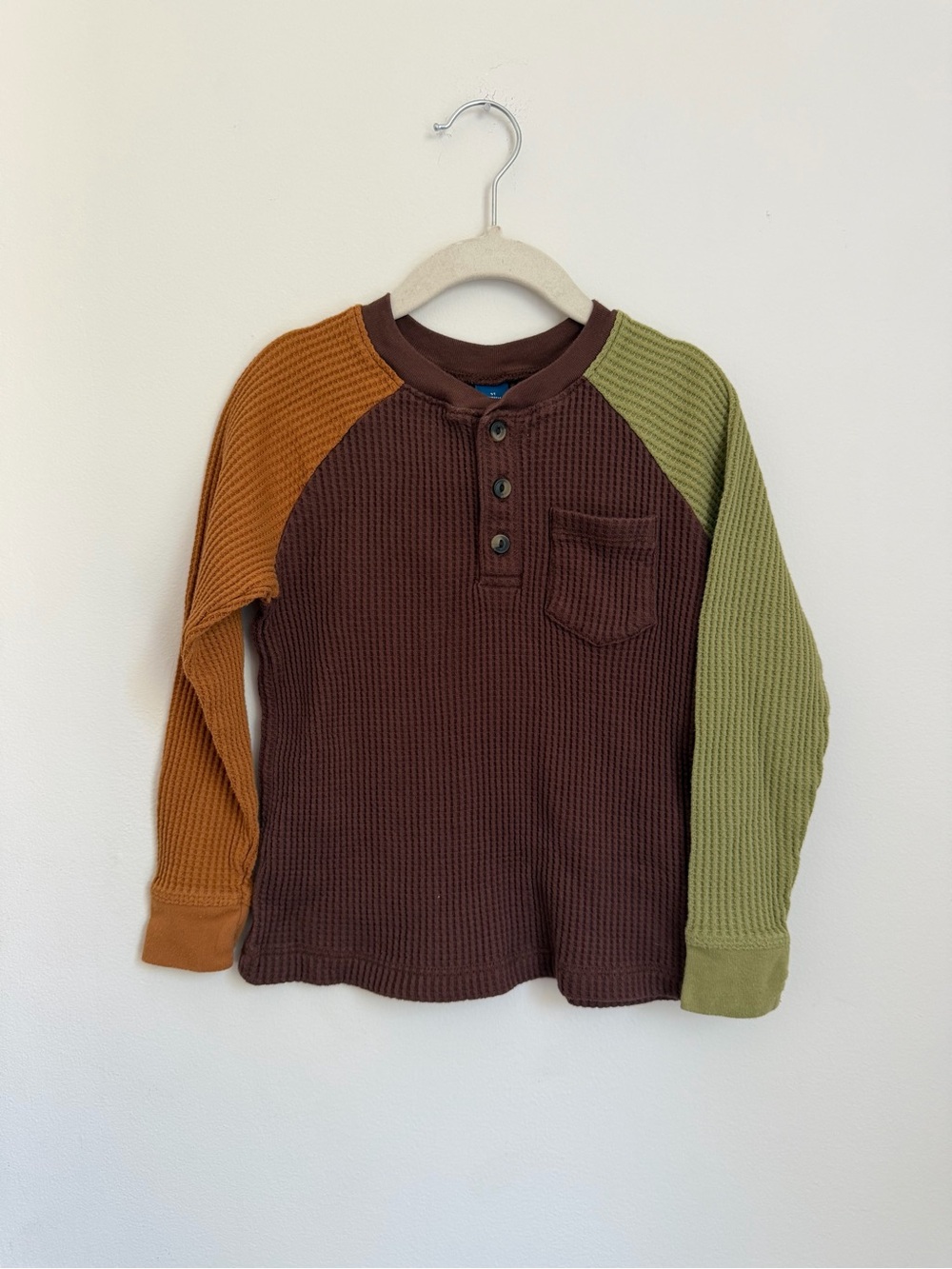 Old Navy Colorblock Waffle Henley Long Sleeve Shirt (Size 5T)